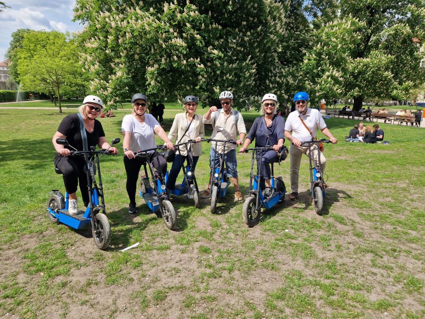 3-H Munich: Top Sights E-Scooter Tour with Local Guide - Munich’s royal center on two wheels
