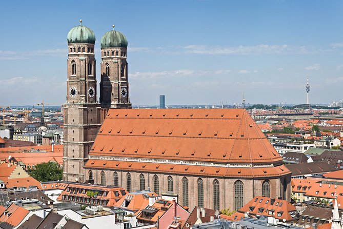 5 Top Churches in Munich Private Walking Tour - St. Peter’s Church and the tower climb