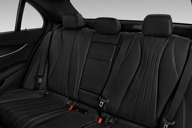 Arrival Transfer from Munich Airport to Munich City by Sedan - Inside the Mercedes-Benz E-Class