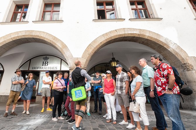 Bavarian Beer and Food Evening Tour in Munich - A brief look inside the famous Hofbräuhaus
