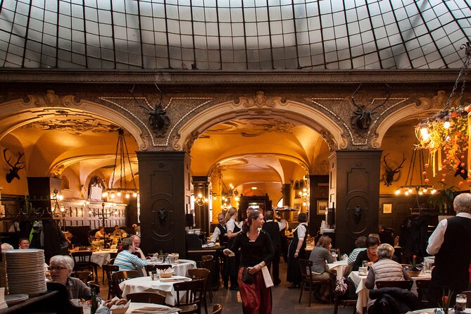 Brewing Through the Ages: A Tour of Munich's Beer Culture - Augustiner, Hofbräuhaus, and Schneider Weisse