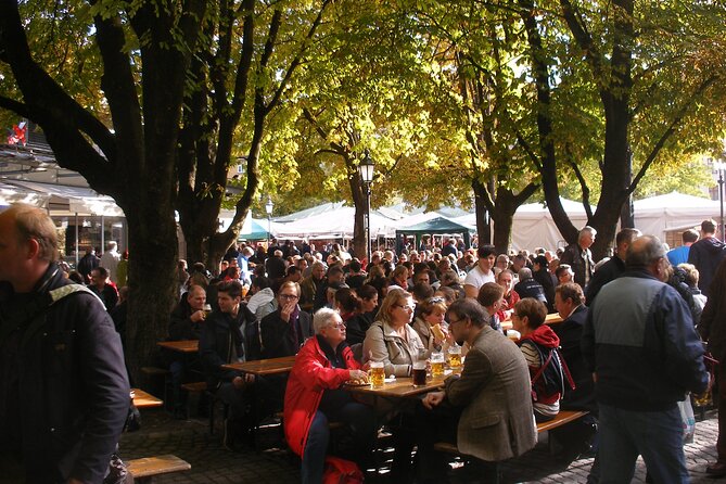 Brewing Through the Ages: A Tour of Munich's Beer Culture - Tom’s personal style is part of the experience