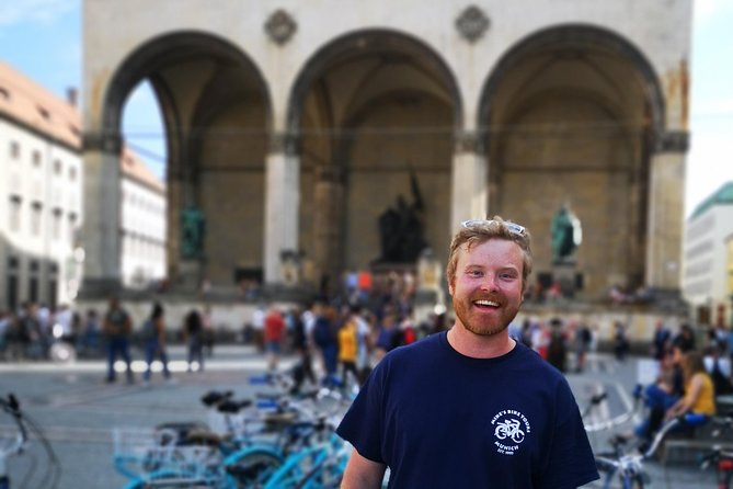 Classic Mike's Bike Tour daily @ 11.30 incl Beer Garden & Surfers - The surfers, the Isar, and the ride back toward the center