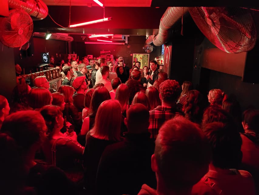 "Comedykills" - das Open Mic im Glockenbachviertel - What happens at the 9 p.m. show