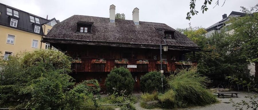 Culinary Haidhausen - The Food Tour - Starting at Orleansplatz
