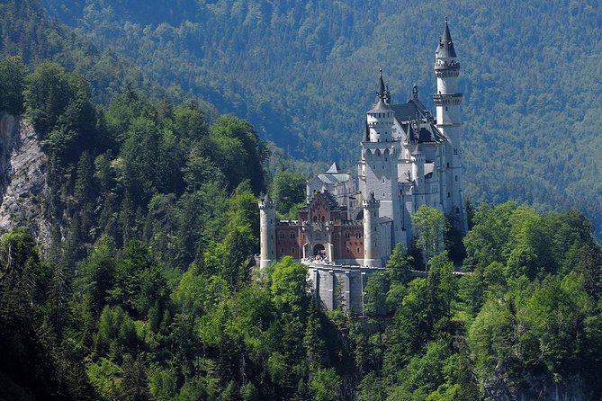 Express 6 tour from Munich to Neuschwasntein Castle - The train and minibus ride through Bavaria