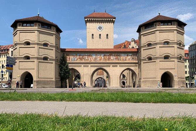 Fall in Love with Munich in a Private Old Town Walking Tour - A difficult chapter at Sterneckerbräu