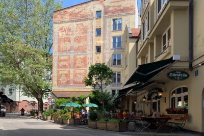 Fall in Love with Munich in a Private Old Town Walking Tour