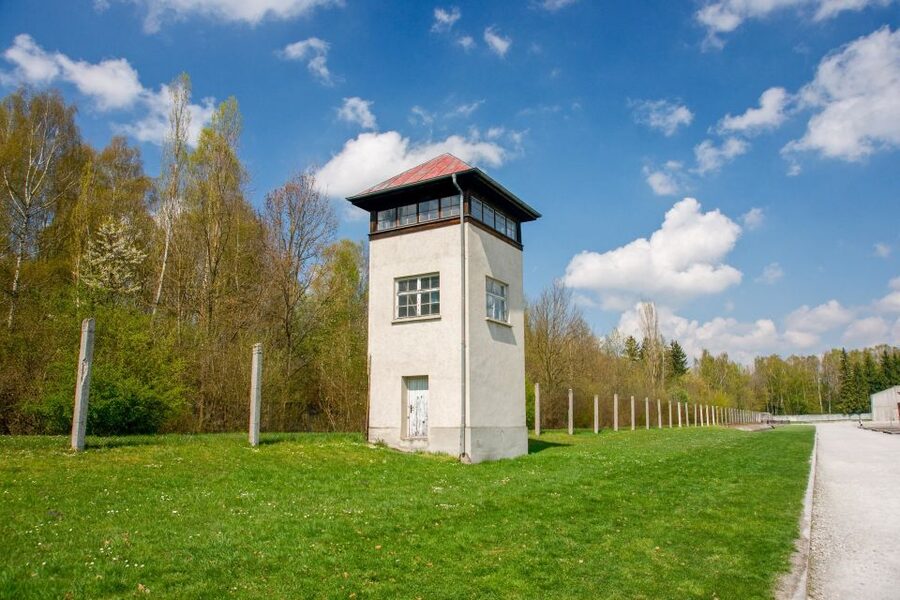 From Munich: Dachau Memorial Site Day Tour - Barracks, cells, and the layout of imprisonment
