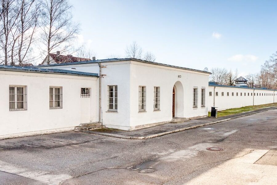 From Munich: Dachau Memorial Site Full-Day Tour - The Jourhaus and the first steps inside