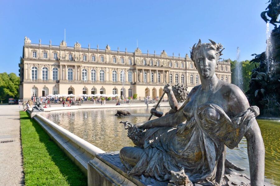 From Munich: Herrenchiemsee Palace and Boat Trip Day-Tour - What the guides add