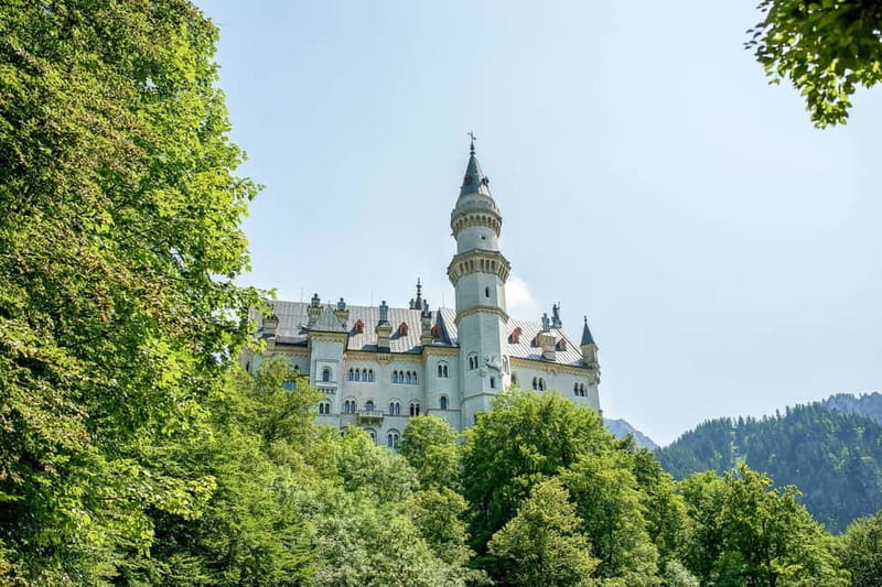 From Munich: Neuschwanstein & Linderhof Castle Full-Day Trip - How the schedule feels in real life