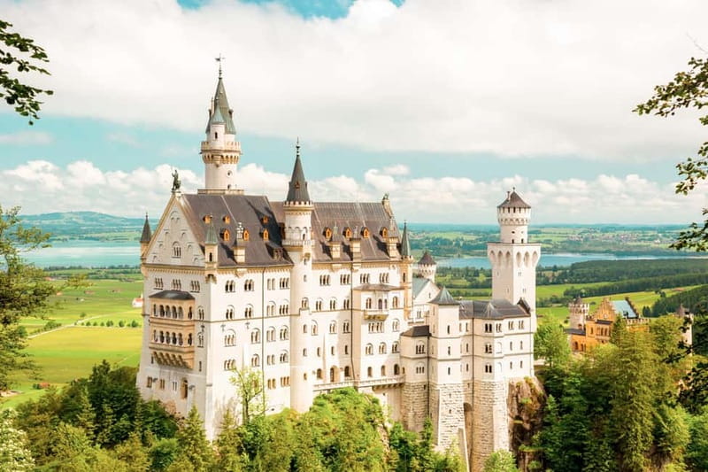 From Munich: Premium Neuschwanstein Castle & Linderhof Tour - Key points to know before booking
