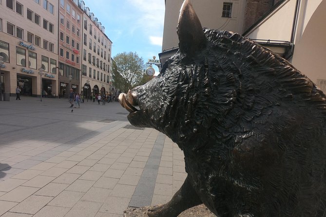 Ghosts of Munich: The Haunted Apprentice Exploration Game - Frauenkirche and the Devil’s footprint