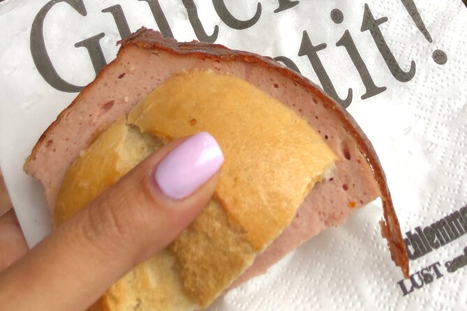 Lunch Like a Local: Munich's ORIGINAL Viktualienmarkt Food Tour - The food comes with local rules