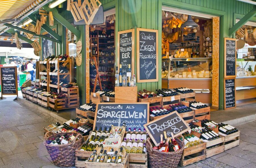 Marienplatz and Viktualienmarkt Private Tour and Tasting - Should you book the Marienplatz and Viktualienmarkt tour?