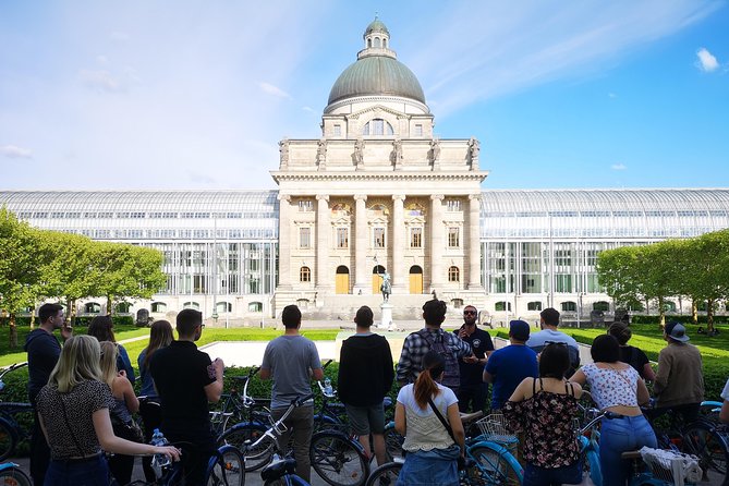 Mini Classic Bike Tour @ 4pm incl. Beer Garden & Surfers 2,5 hrs - Platzl, Hofbräuhaus, and Munich’s beer identity