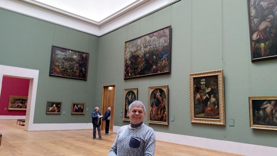 Munich: Alte Pinakothek Skip-the-Line & Guided Walking Tour - Dürer, Leonardo, and Rubens