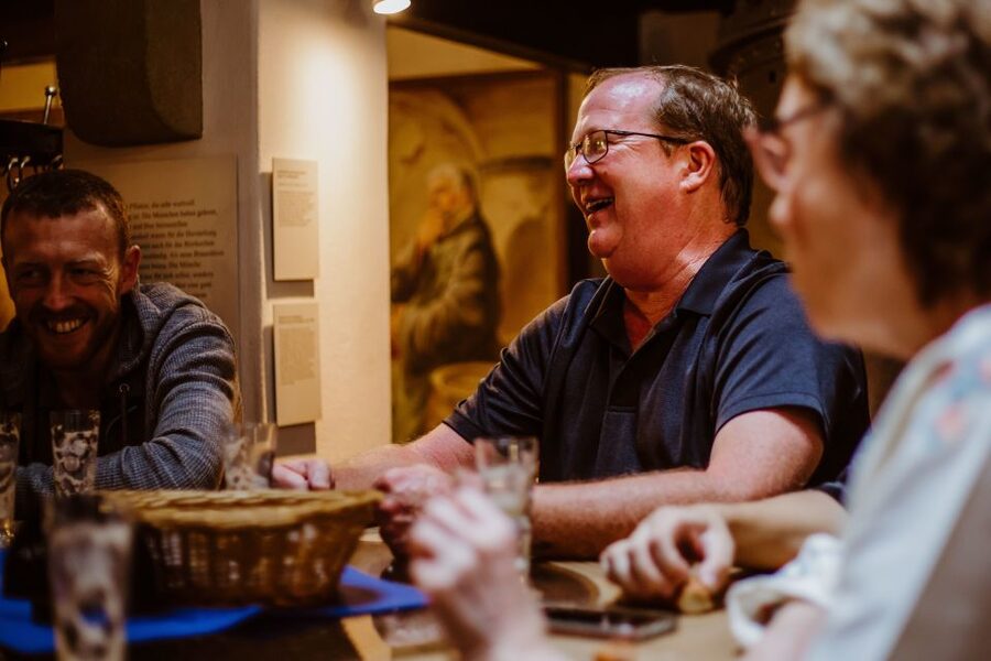 Munich: Beer and Food Tour with Dinner & Oktoberfest Museum - The final Bavarian dinner and shared table