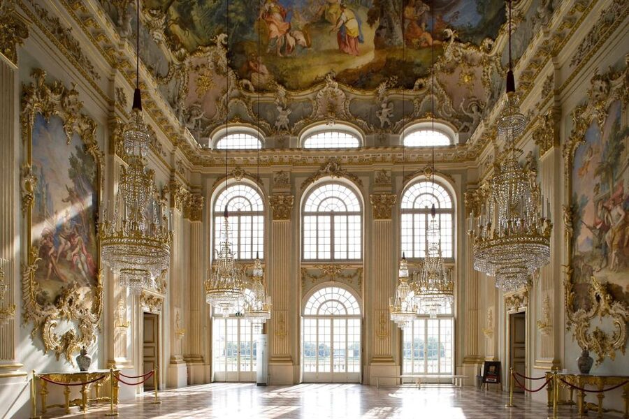 Munich: City Pass 45+ Top Attractions and Public Transport - Schleissheim and Lustheim: A Longer Palace Day