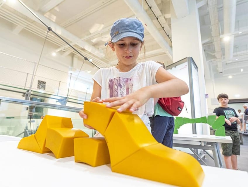 Munich: Deutsches Museum Entry Ticket - Historic machines that give the museum its focus