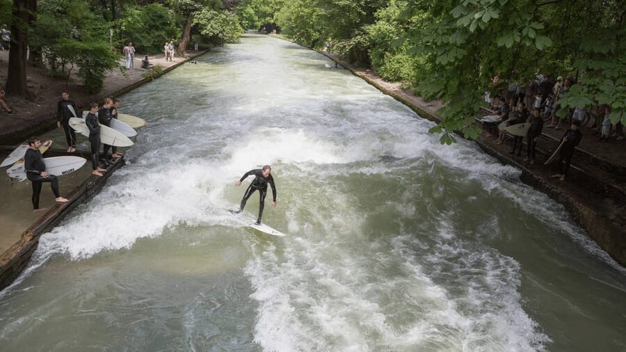 Munich: Eisbachwelle River Surfing Experience - Safety matters at the Eisbachwelle