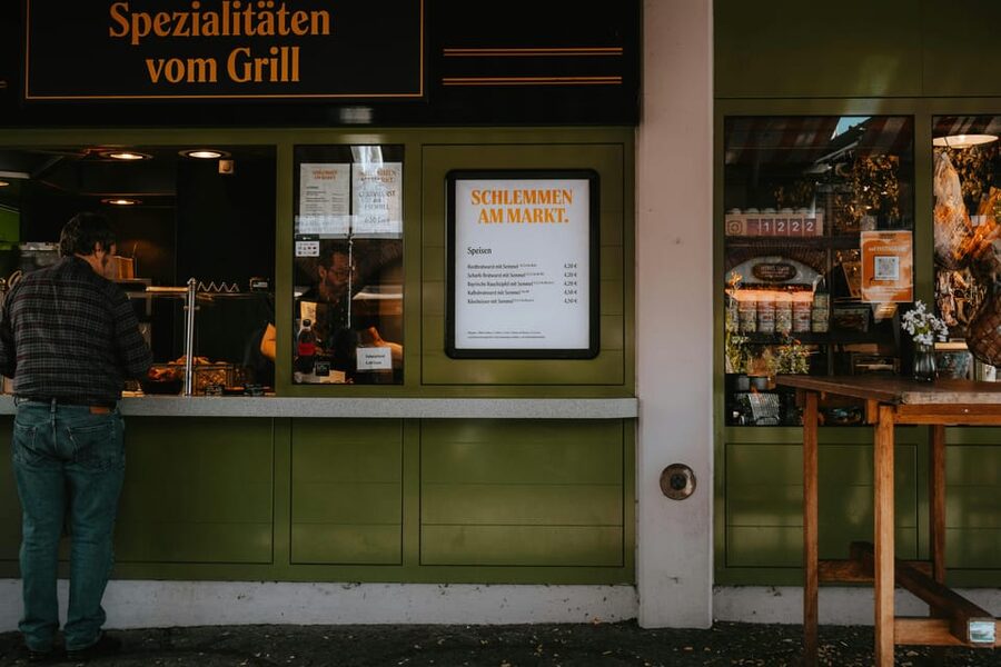 Munich Food Tour: The Ultimate Bavarian Full Meal & Drinks - Sankt-Jakobs-Platz and the final tastings