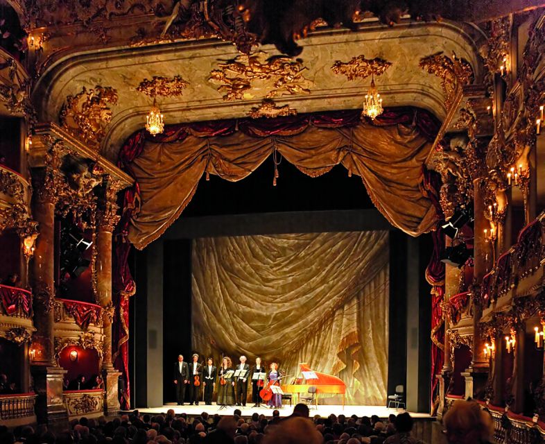 Munich: Gala Concert in the Cuvilliés Theatre - The Residenz soloists and the musical program
