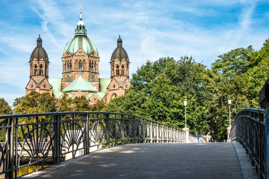 Munich: Highlights Private Bike Tour with Licensed Guide - The guide makes the difference