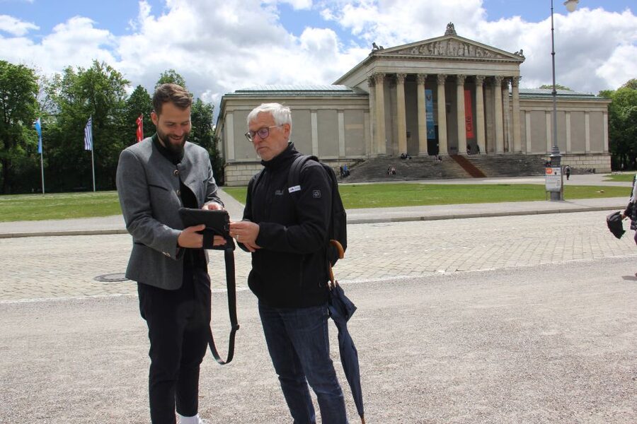 Munich: Historical Walking Tour on the Rise of Hitler - From political rise to bombing and war