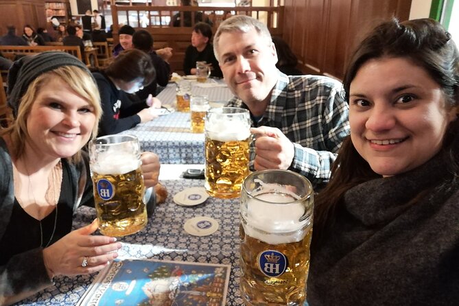 Munich History Tour: Private & Personalized with a Local Guide - What the strongest guides bring to the walk