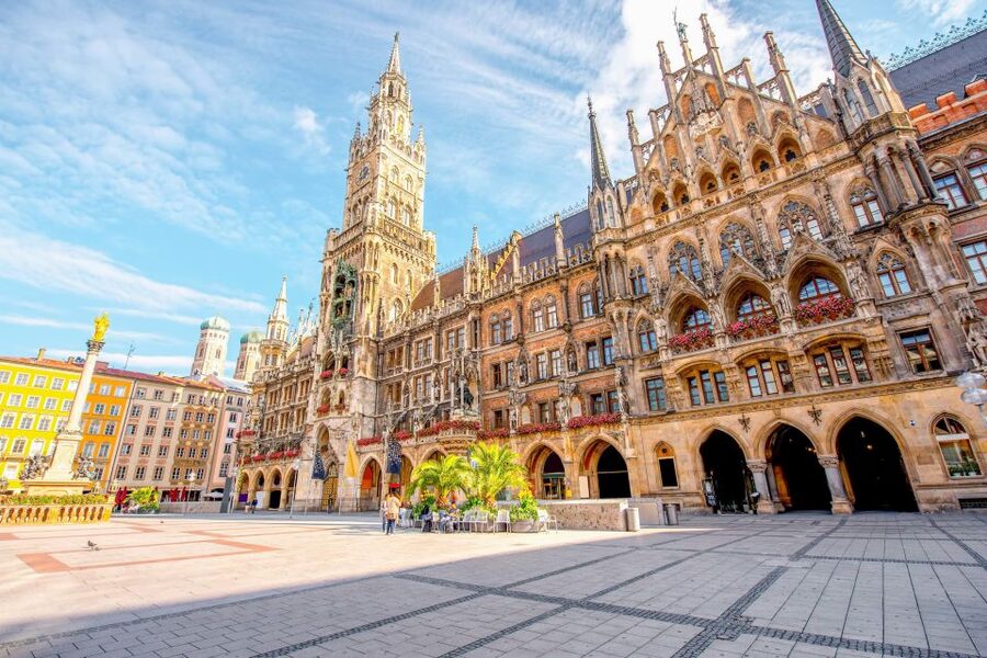 Munich Hop-On Hop-Off Tour: 1-Day or 2-Day Ticket - Open-top views, weather, and comfort