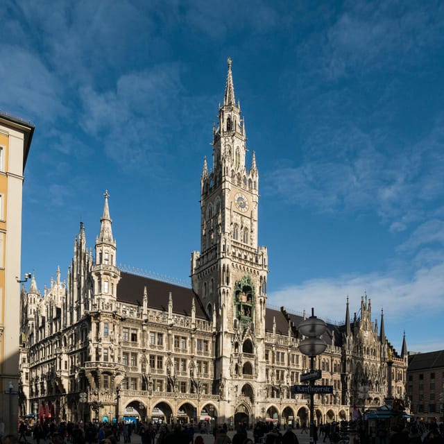 Munich: Law Library Guided Visit with Entry Tickets - Simple ways to get more from the 30 minutes