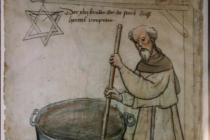 Munich Macabre Group Walking Tour - Viktualienmarkt, beer, and medieval punishment