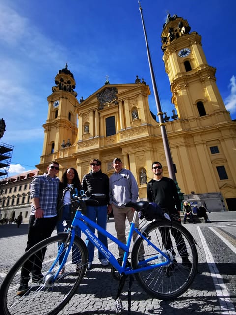 Munich: Mini Classic Bike Tour with Beer Garden Stop at 4 PM - The English Garden, with time to slow down