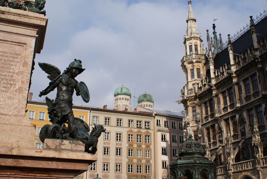 Munich: Nazi History 2-Hour Small Group Walking Tour - Königsplatz and the scale of Nazi spectacle