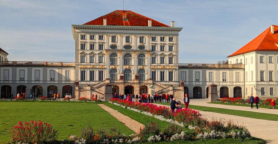 Munich: Nymphenburg Palace with official Guide - Key points at a glance