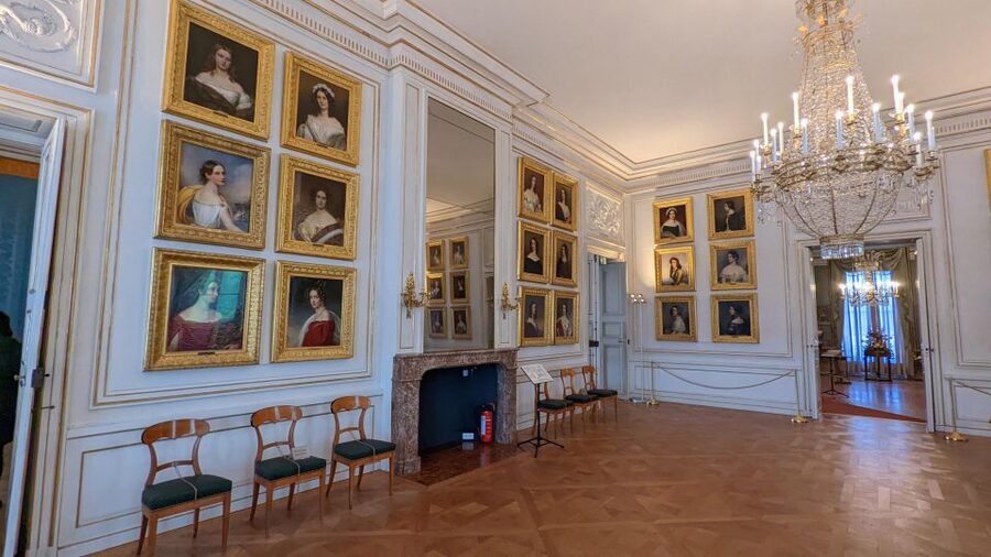 Munich: Nymphenburg Palace with official Guide - What makes Wolfgang’s guiding style useful