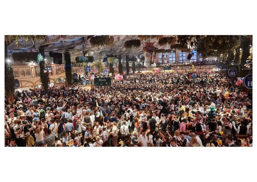 Munich: Oktoberfest Big Beer Tent Evening Table Reservation - Practical advice for a smoother night