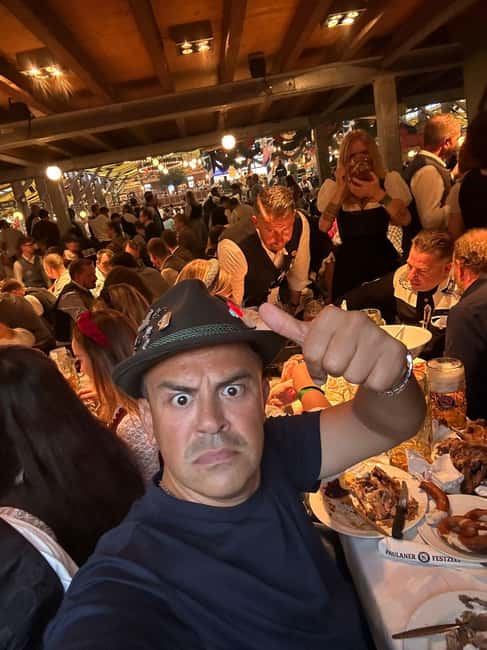 Munich: Oktoberfest Big Beer Tent Evening Table Reservation - Who will enjoy this Oktoberfest evening?