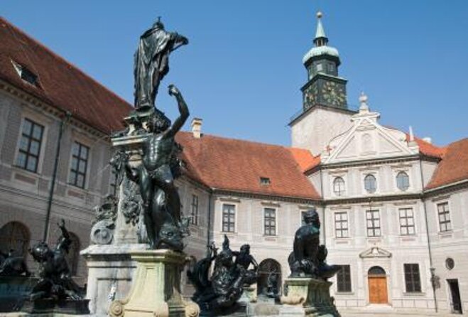 Munich: Old Town Walking Tour - Key points at a glance