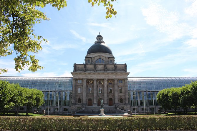 Munich: Old Town Walking Tour - The English Garden and Munich’s surprising surf spot