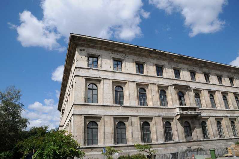 Munich: Private or Group Third Reich and WWII Walking Tour - Why Munich matters to the story