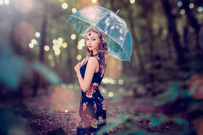 Munich Private Photo Session with Award-Winning Pro - Odeonsplatz and Hofgarten for classic Munich portraits