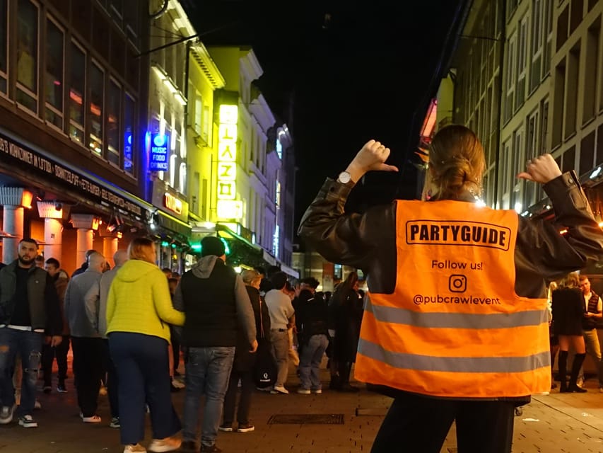Munich: Private pub crawl with insider-guide & free shots - Who will enjoy this Munich pub crawl?