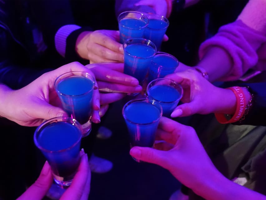 Munich: Private pub crawl with insider-guide & free shots - Three or four bars, with a different feel at each stop