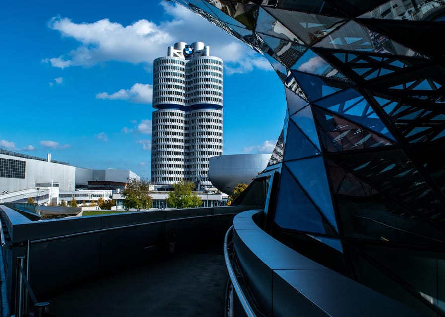 Munich Private Walking Tour with the BMW Museum and BMW Welt - Royal Scandals: Ludwig I, Lola Montez, and Ludwig II