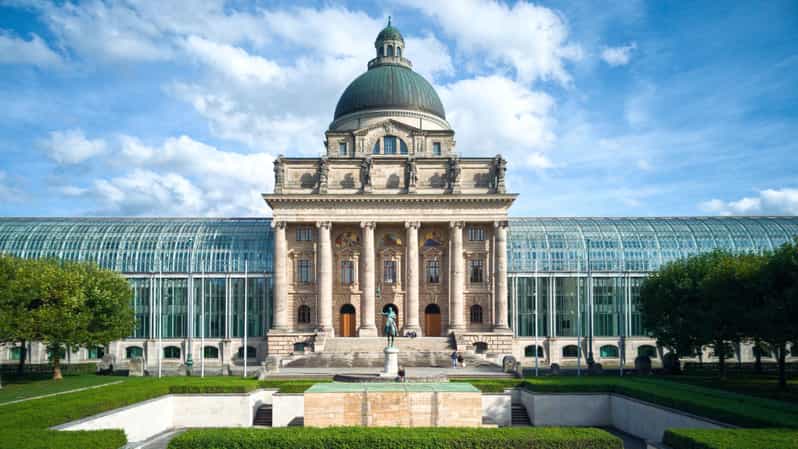 Munich Private Walking Tour with the BMW Museum and BMW Welt - Odeonsplatz and the Beer-Hall Putsch