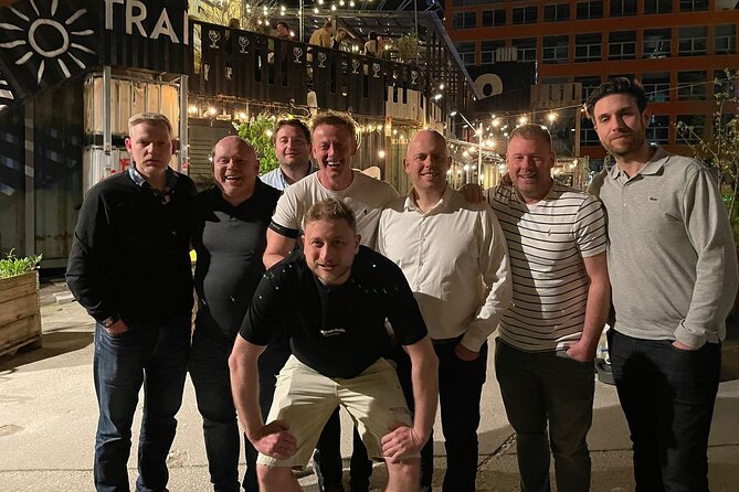 Munich PubCrawl: 4 Venues, Welcome Shots + Club Entry - The middle of the night: quick stops and social energy