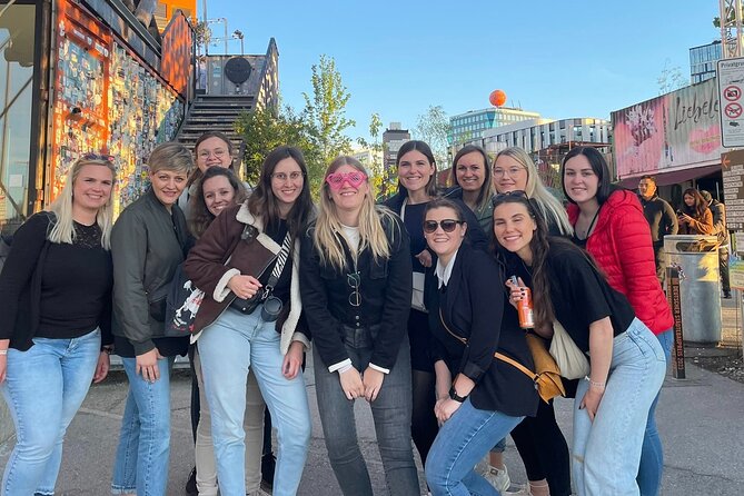 Munich PubCrawl: 4 Venues, Welcome Shots + Club Entry - Reliability and the importance of WhatsApp